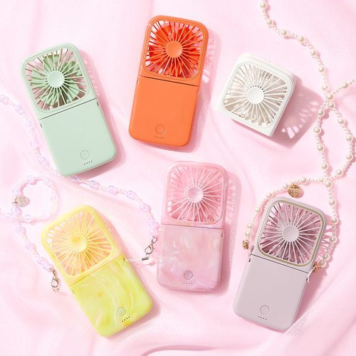 見た目も機能もスマートな次世代型ハンディファン✨フレスマートハンディファン