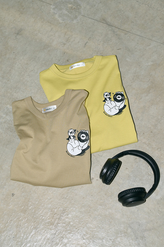 Ｔシャツ